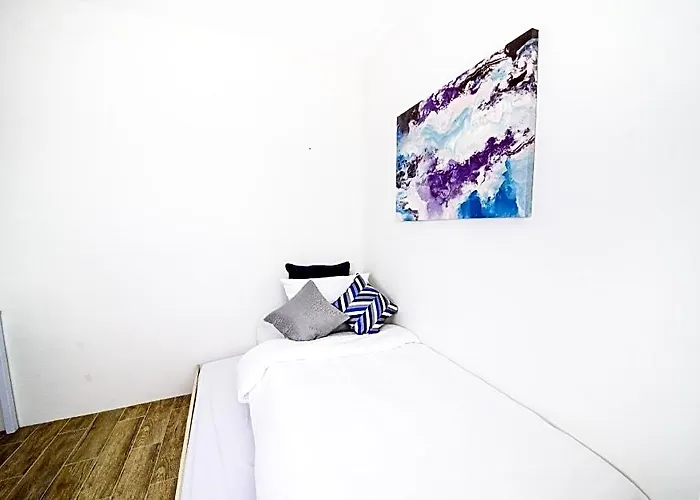 1075 Dormitel Hotel Cebu